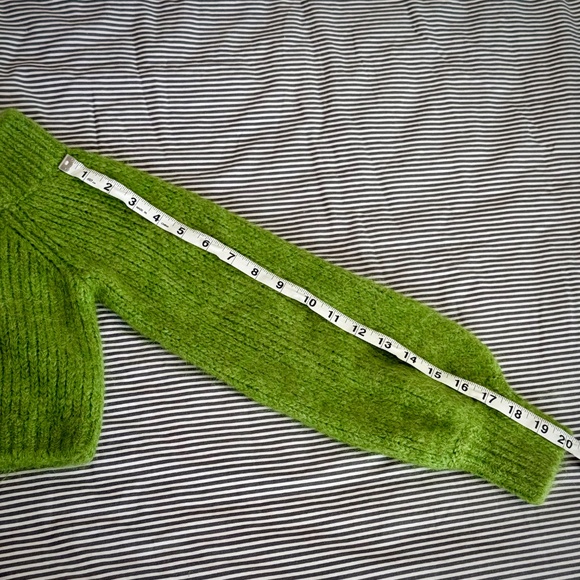 & Other Stories Off-Shoulder Wool Knit Jumper – XS - Picture 7 of 8